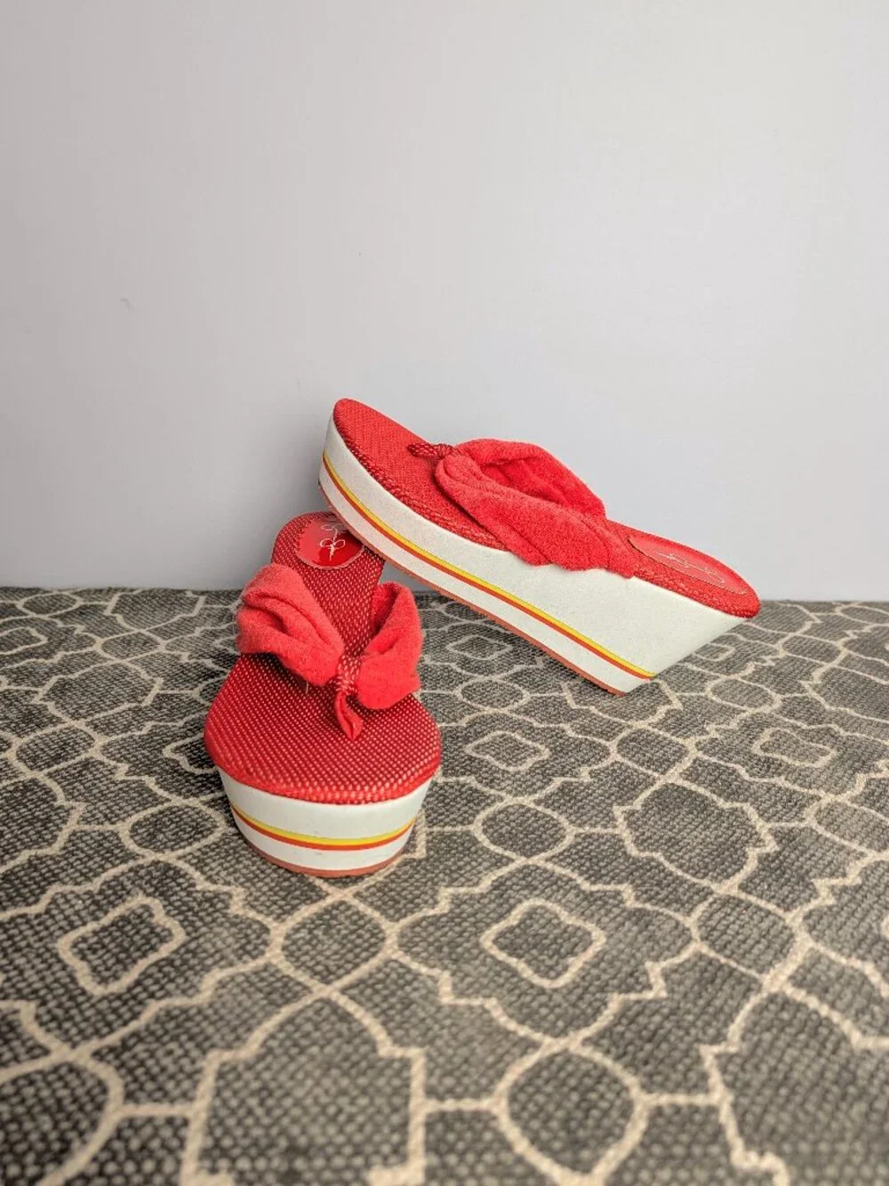JESSICA SIMPSON Red Terry Cloth Platform Sandals Sz 9M